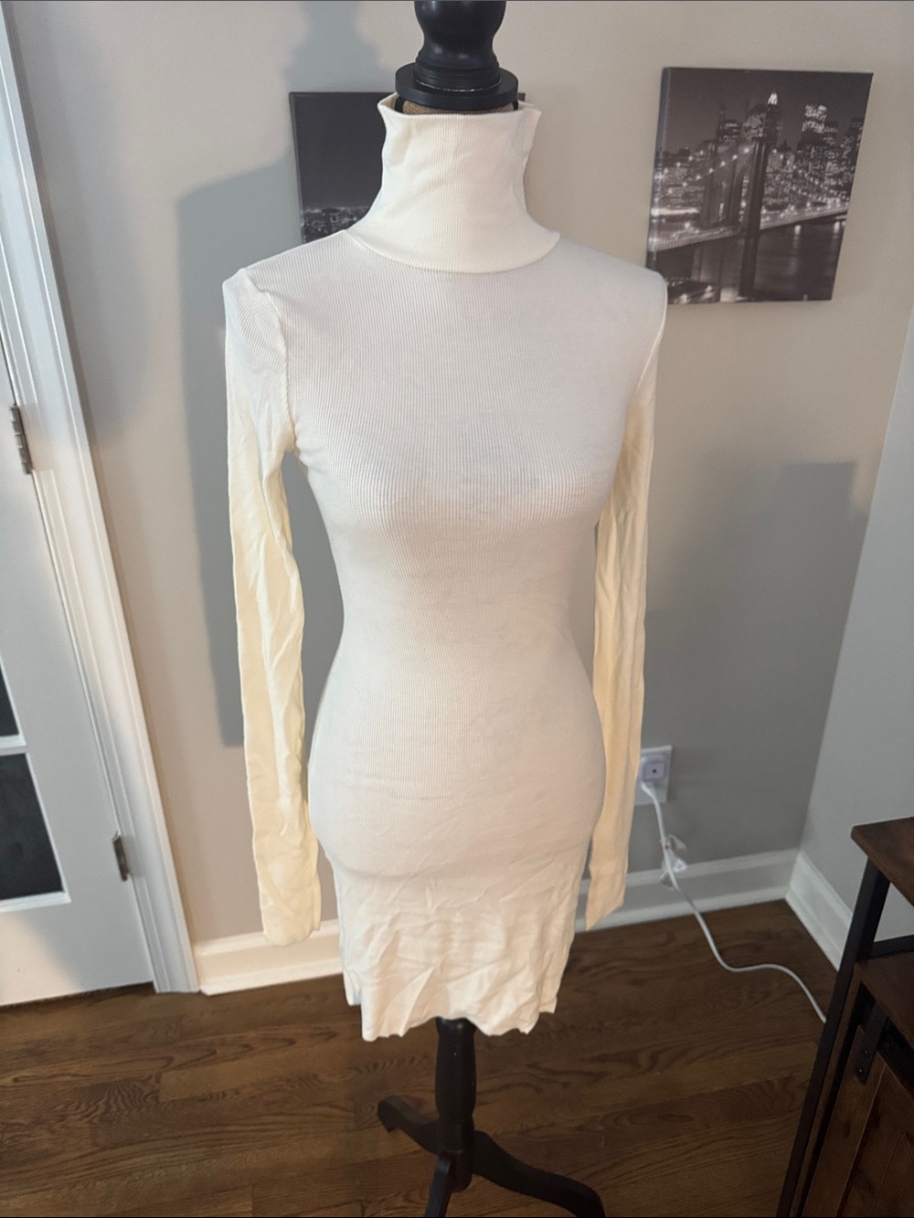 Eterne off white Long-Sleeve Turtleneck Bodycon Midi Dress